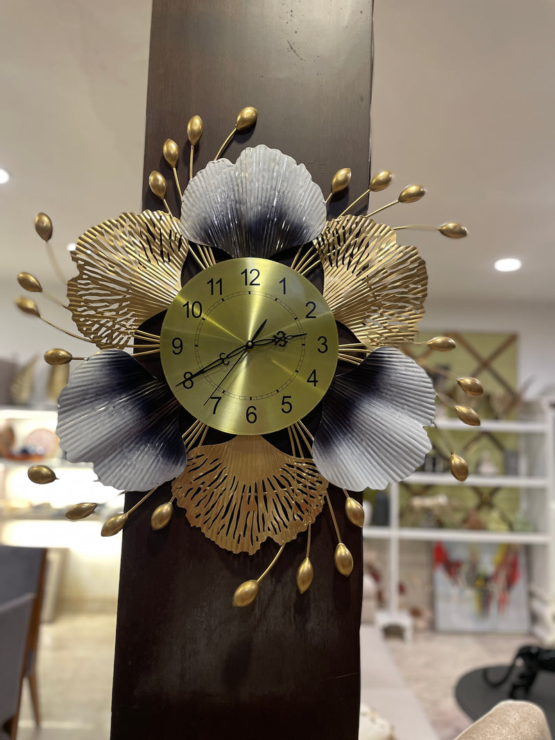 Dream Flower Vintage Wall Art with Clock